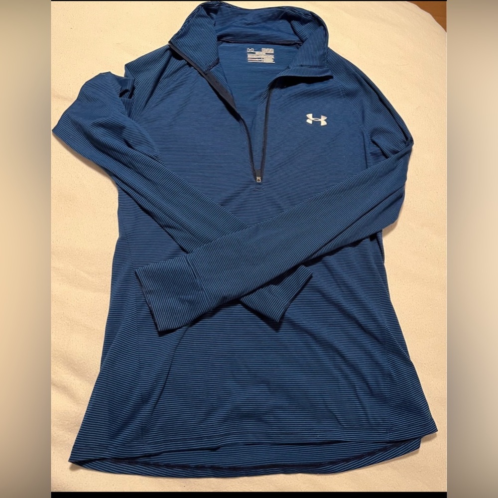 Women’s Under Armour pull over half zip